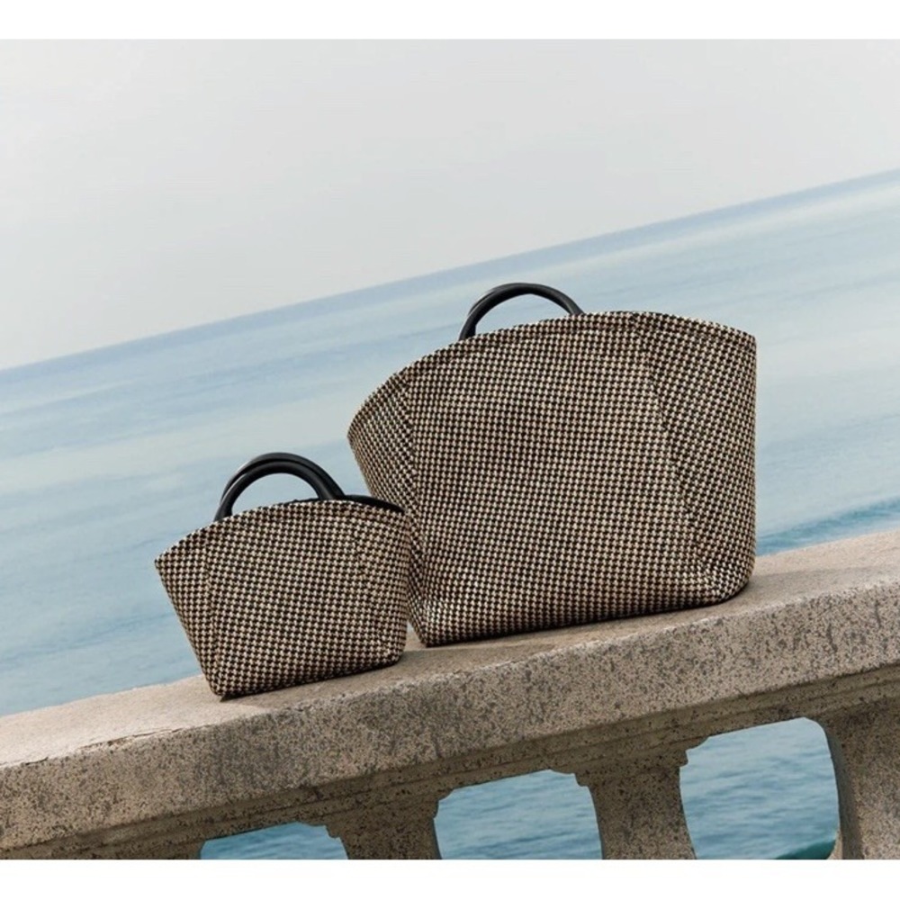 Cuyana Mini Palma Tote Natural/Black Italian Leather Trim Woven Coastal Luxury - Picture 3 of 14